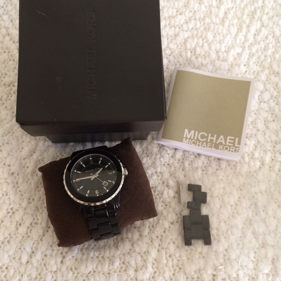 Michael Kors watch - Picture 3 of 4